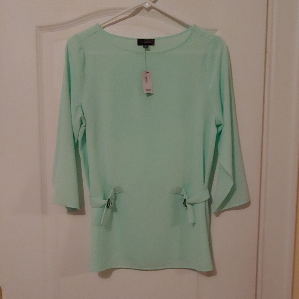 COPY - Set of 2 The Limited Tops Size S - New